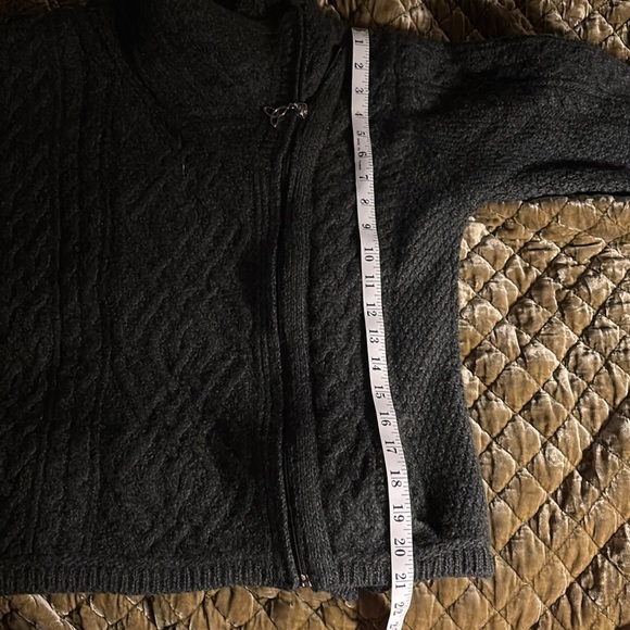 ARAN MOR Merino Wool Cable Knit Side Zip Short sweater size M green - Picture 11 of 11